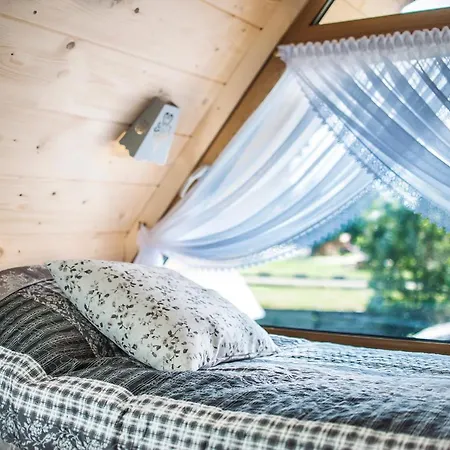 Stachelisko - I Bed & Breakfast Chocholow