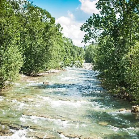 Stachelisko - I Bed & Breakfast Chocholow