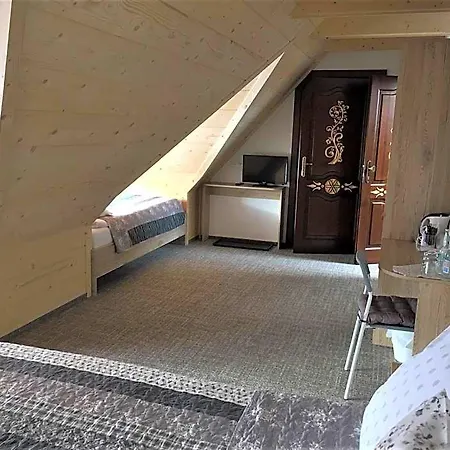 Stachelisko - I Bed & Breakfast Chocholow